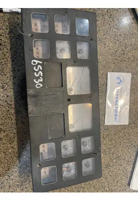 INTERNATIONAL F-2674 Instrument Cluster