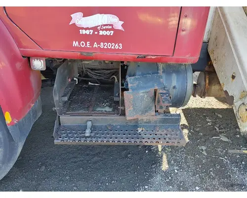 INTERNATIONAL F-4900 Rebuilders