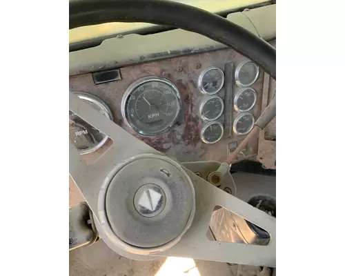 INTERNATIONAL F-5070 Cab Mount