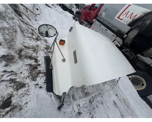 INTERNATIONAL F-5070 Hood