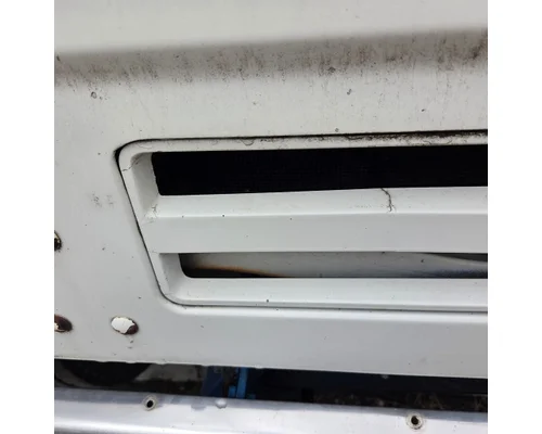 INTERNATIONAL F-8100 Hood