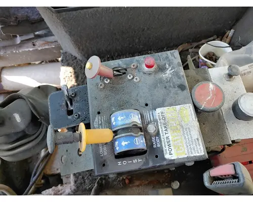 INTERNATIONAL F-9300 SBA Rebuilders