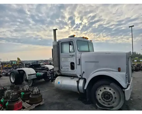 INTERNATIONAL F-9370 Cab Assembly