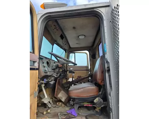 INTERNATIONAL F-9370 Cab Assembly