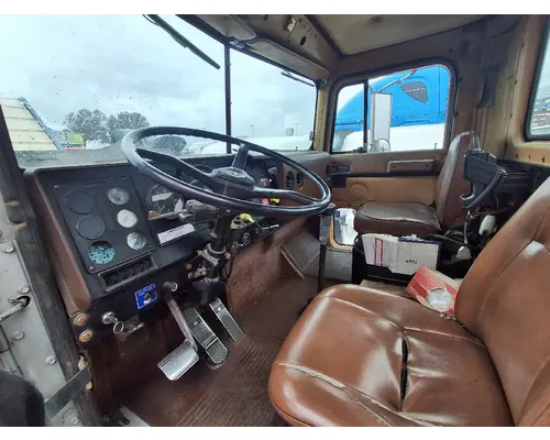 INTERNATIONAL F-9370 Cab Assembly