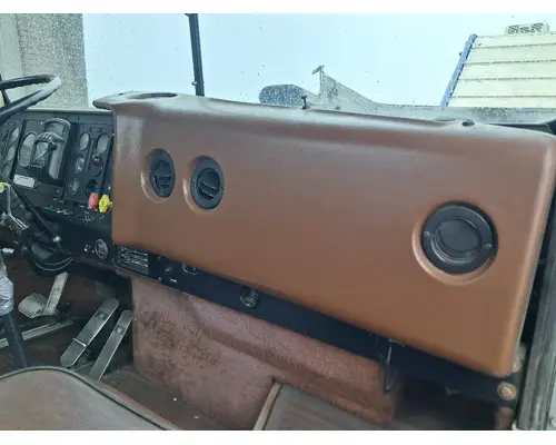 INTERNATIONAL F-9370 Cab Assembly