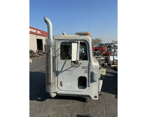 INTERNATIONAL F-9370 Cab Assembly