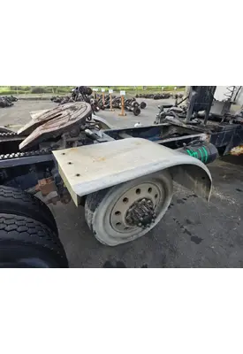 INTERNATIONAL F-9370 Fender