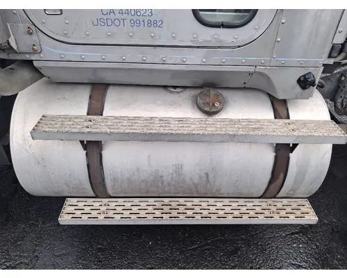 INTERNATIONAL F-9370 Fuel Tank