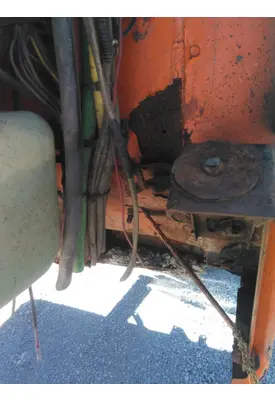 INTERNATIONAL F2574 CAB