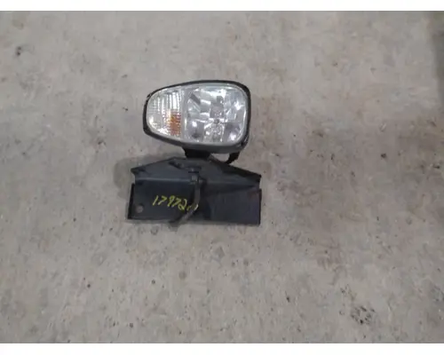 INTERNATIONAL F2574 FOG LIGHT