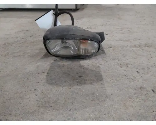 INTERNATIONAL F2574 FOG LIGHT