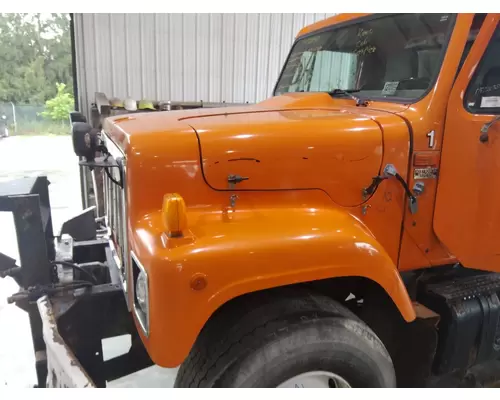 INTERNATIONAL F2574 HOOD