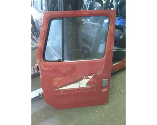 INTERNATIONAL F2575 DOOR ASSEMBLY, FRONT