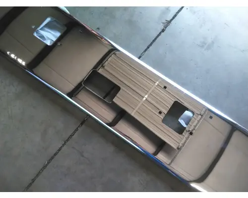 INTERNATIONAL F4370 BUMPER ASSEMBLY, FRONT