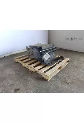 INTERNATIONAL F4900 BATTERY BOX