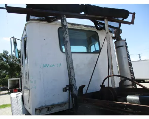 INTERNATIONAL F5070 CAB