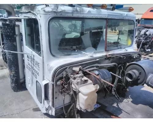 INTERNATIONAL F5070 CAB