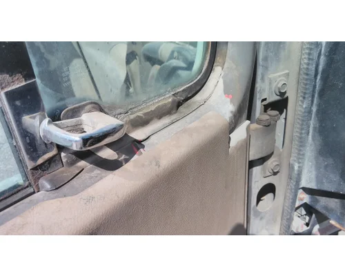 INTERNATIONAL F8200 1990-2003 DOOR ASSEMBLY, FRONT