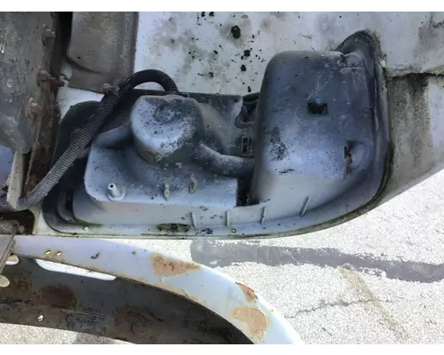 INTERNATIONAL F8200 1990-2003 HOOD