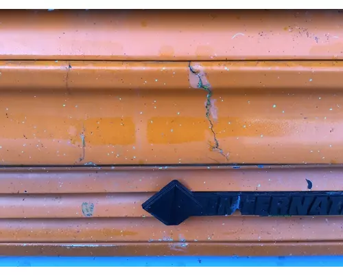 INTERNATIONAL F8200 1990-2003 HOOD