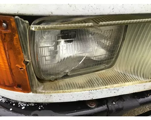 INTERNATIONAL F8200 1990-2003 HOOD