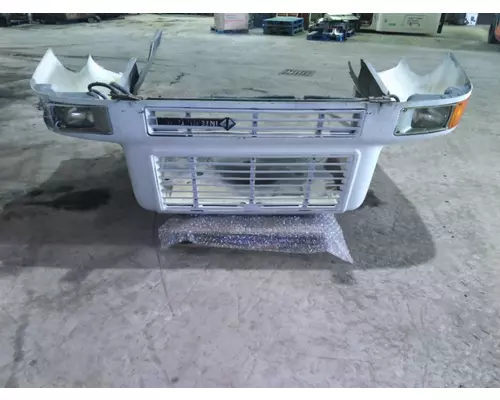 INTERNATIONAL F8200 1990-2003 HOOD
