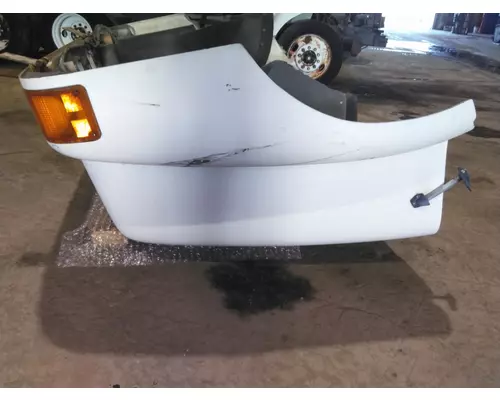 INTERNATIONAL F8200 1990-2003 HOOD