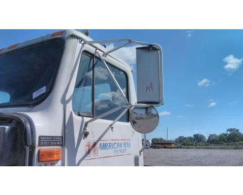 INTERNATIONAL F8200 MIRROR ASSEMBLY CABDOOR