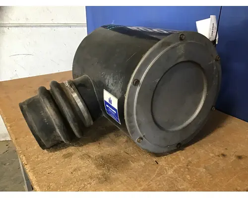 INTERNATIONAL F9370 AIR CLEANER