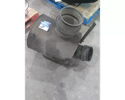 INTERNATIONAL F9370 AIR CLEANER