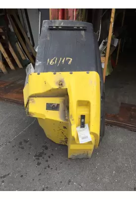 INTERNATIONAL HV513 Fender Extension