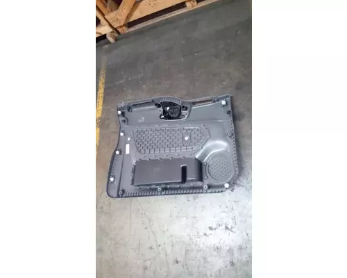INTERNATIONAL HV Door Panel (Trim)
