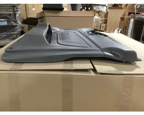 INTERNATIONAL HV Door Panel (Trim)