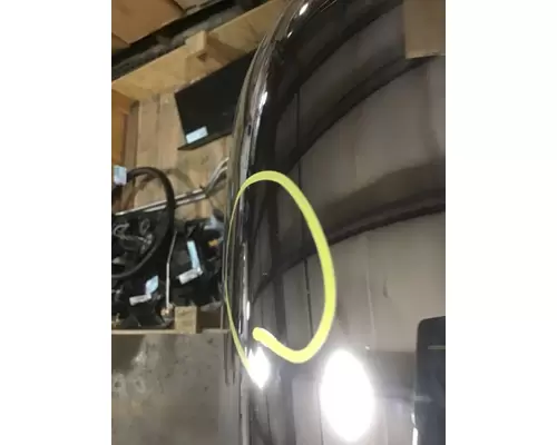INTERNATIONAL HV Grille