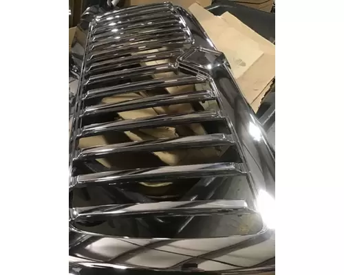 INTERNATIONAL HV Grille