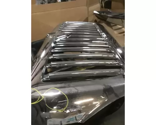 INTERNATIONAL HV Grille