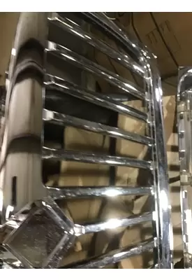 INTERNATIONAL HV Grille