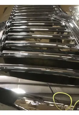 INTERNATIONAL HV Grille