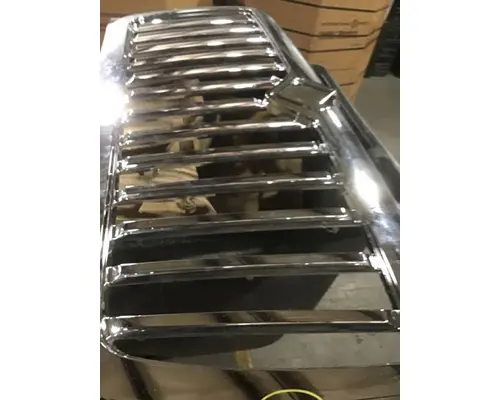 INTERNATIONAL HV Grille