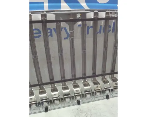 INTERNATIONAL HV Grille