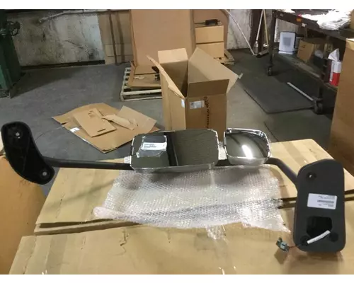 INTERNATIONAL HV Mirror (Side View)