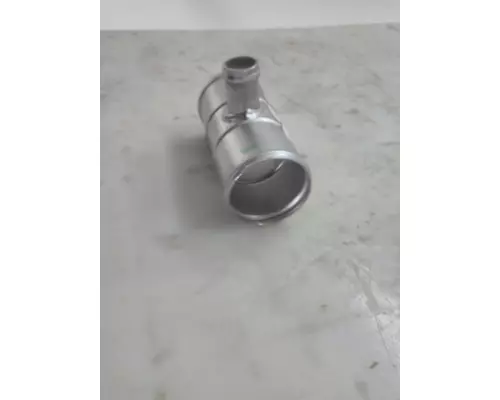 INTERNATIONAL HV Radiator pipe