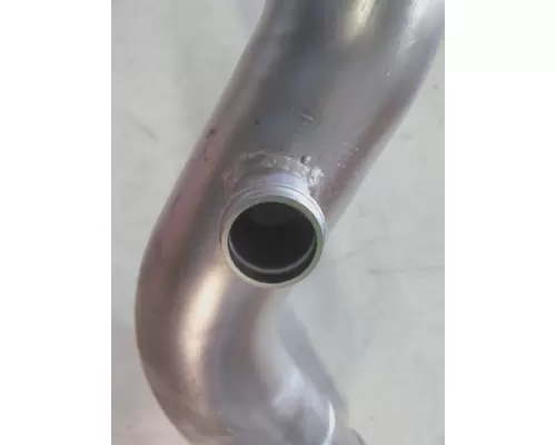 INTERNATIONAL HV Radiator pipe