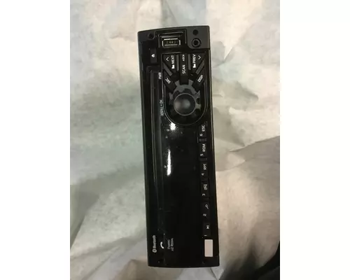 INTERNATIONAL HV Radio