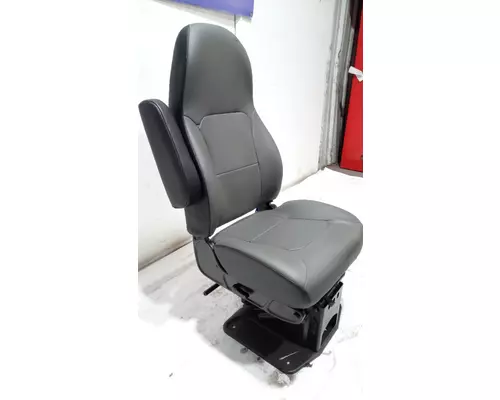 INTERNATIONAL HV Seat, Front
