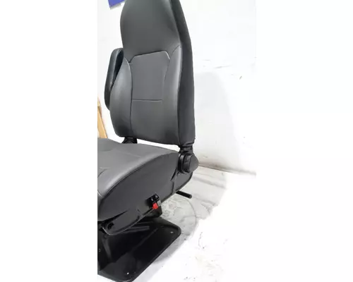 INTERNATIONAL HV Seat, Front