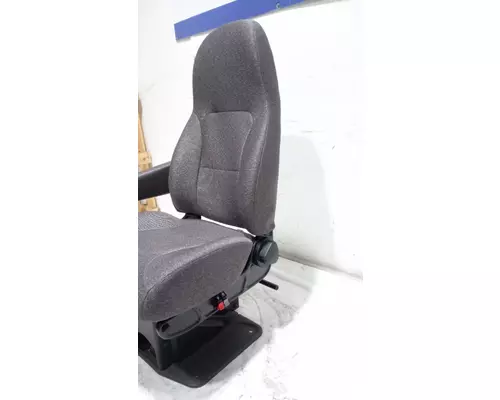 INTERNATIONAL HV Seat, Front