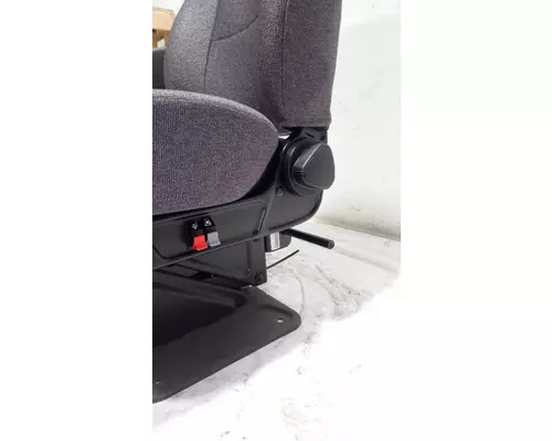 INTERNATIONAL HV Seat, Front