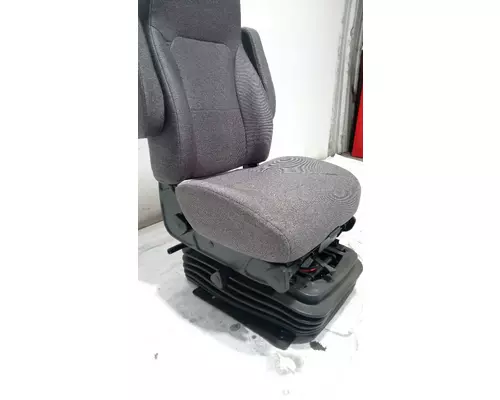 INTERNATIONAL HV Seat, Front